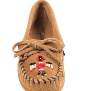 Minnetonka moccasins (Taupe suede) NWOT